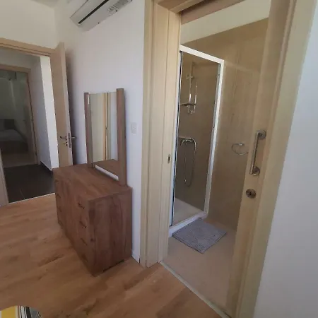 401 Apartment *